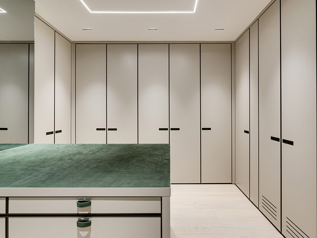 Custom closet design Miami by True Custom