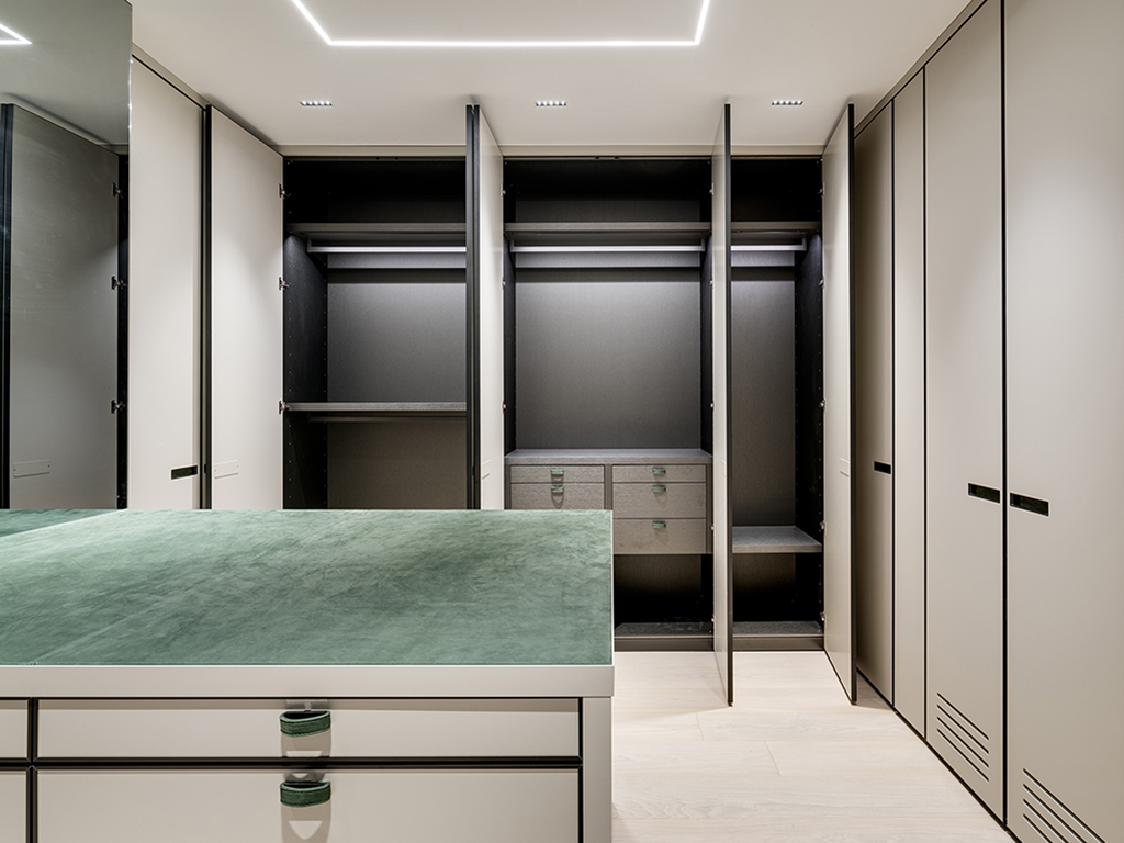 Custom closet design Miami by True Custom