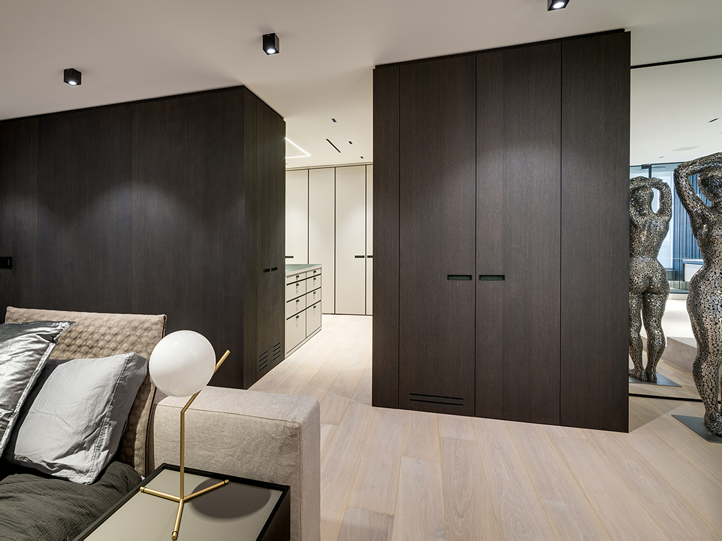 Custom closet design Miami by True Custom