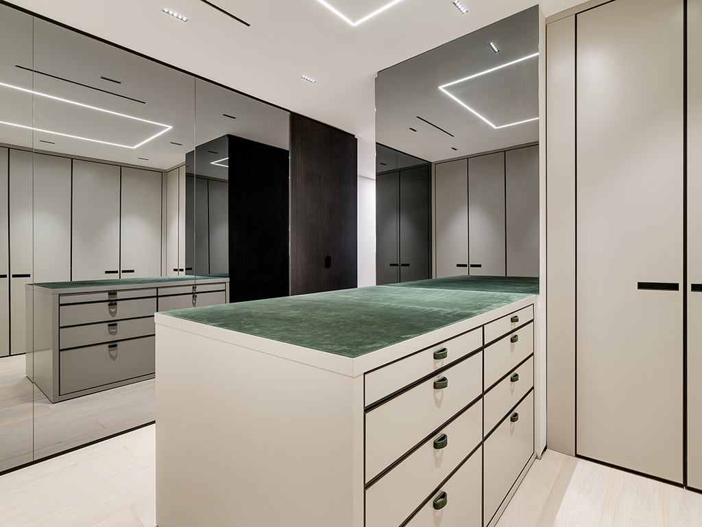 Custom closet design Miami by True Custom