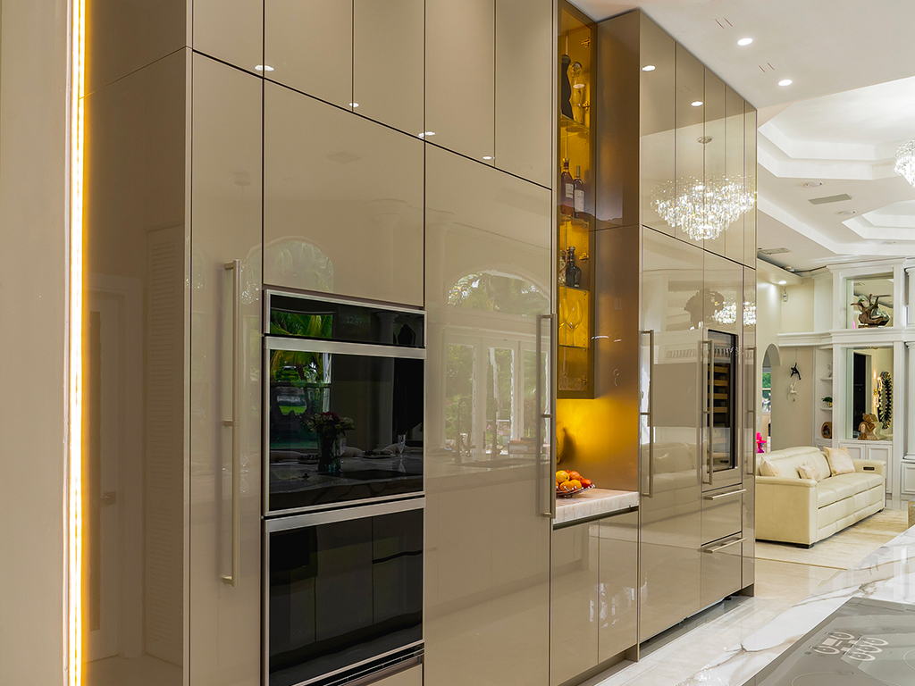 Custom kitchen design Miami by True Custom