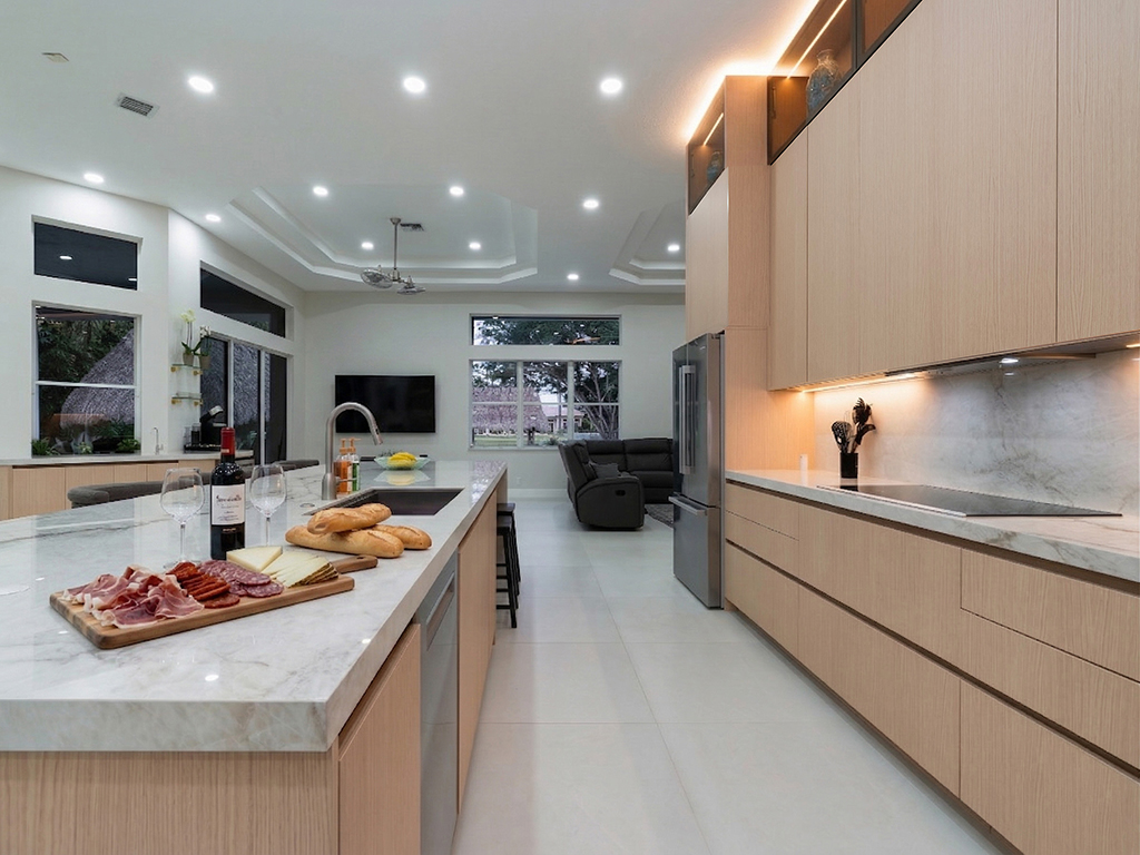 Custom kitchen design Miami by True Custom