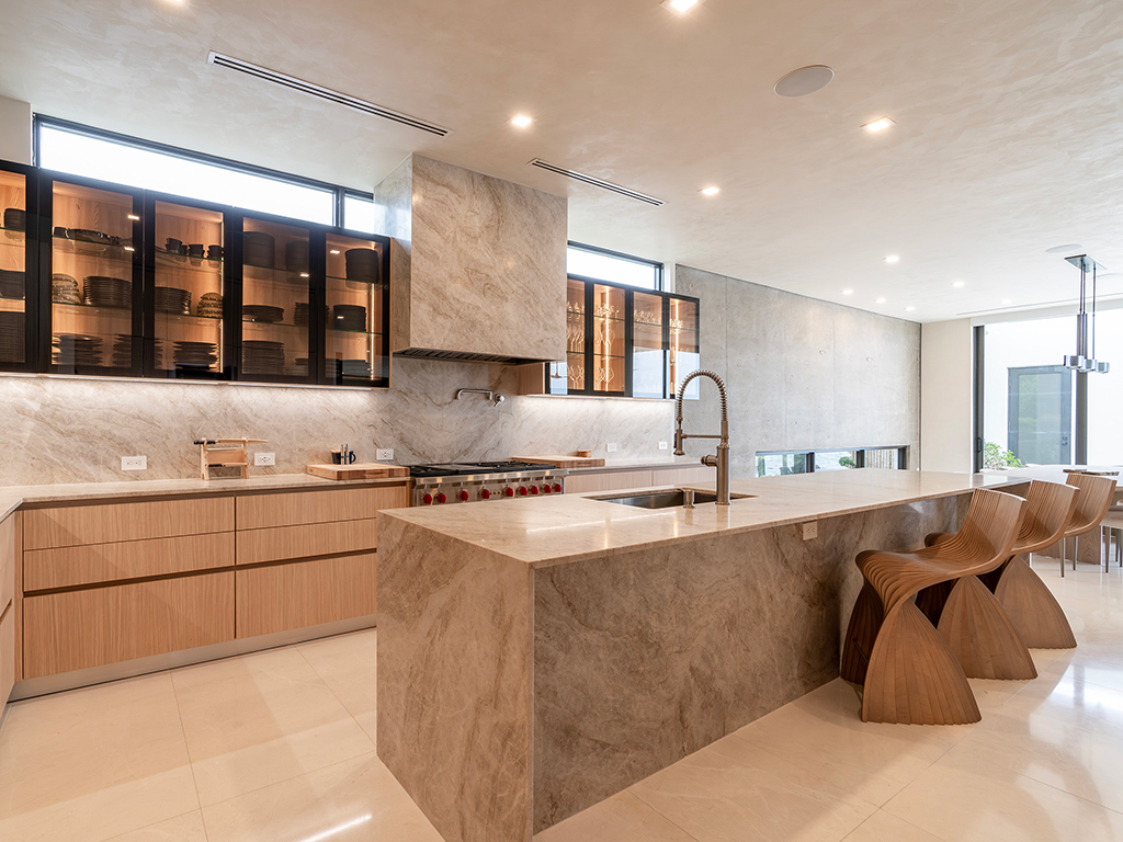 Custom kitchen design Miami by True Custom